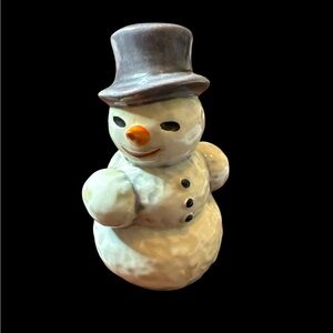 Vintage 4” tall Goebel Snowman made in W Germany. #13 905 10. (F)